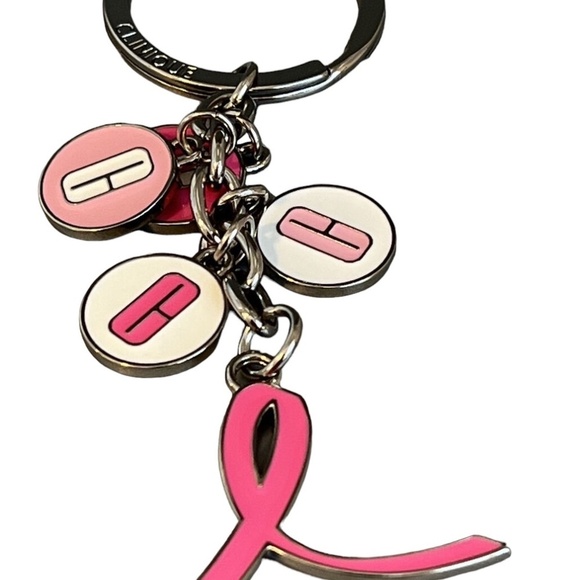 Clinique Breast Cancer Awareness Keychain - Picture 1 of 9